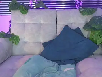 Stripchat Watch Live Sex Cams of CamiiGuzmanX