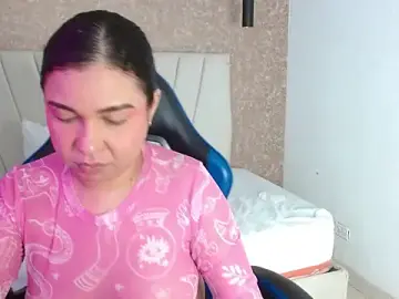 Stripchat Free Porn Cam of AliceSmity__