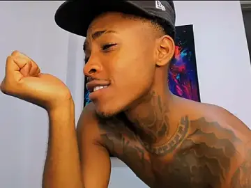 Stripchat Live Sex Cam of Pantera_black_21