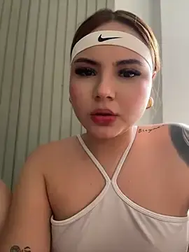 Stripchat Best live sex cam show of Beella1_