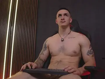 Stripchat Live Sex of JacksonOlsenn