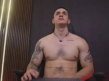 Stripchat Nude Webcam of JacksonOlsenn