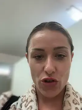 Stripchat Best live sex cam show of petrouchkaaa_