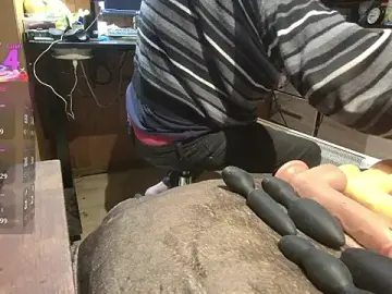 Stripchat Free Porn Cam of misteryman1956