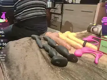 Stripchat Free Porn Cam of misteryman1956