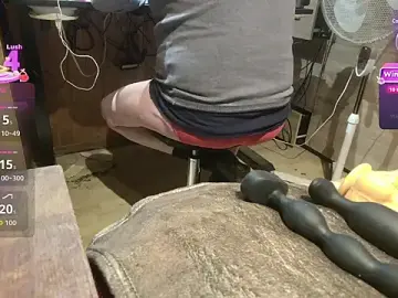 Stripchat Sex Cam of misteryman1956