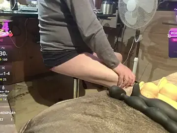 Stripchat Free Live Porn of misteryman1956