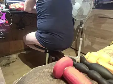 Stripchat Free Live Porn of misteryman1956