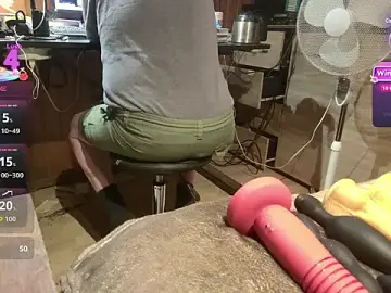 Stripchat Watch Live Sex Cams of misteryman1956