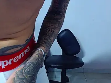 Stripchat Best live sex cam show of mikecoper_23