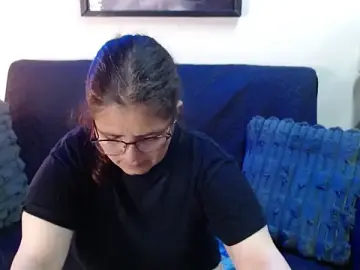 Stripchat Best live sex cam show of Linda_banks_