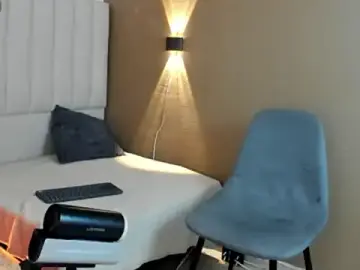 Stripchat Live Sex Cam of Noah_Smith01