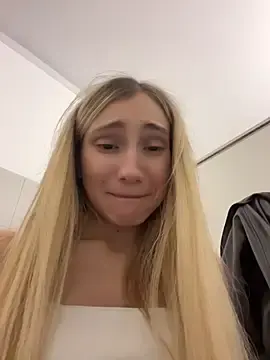 Stripchat Free Live Porn of Pink_Kiss