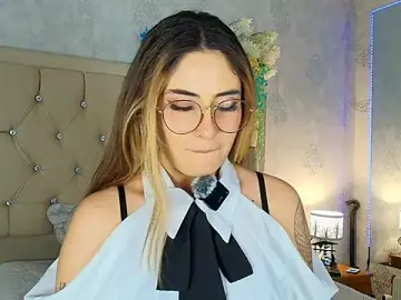 Stripchat Live Porn of nini_love01