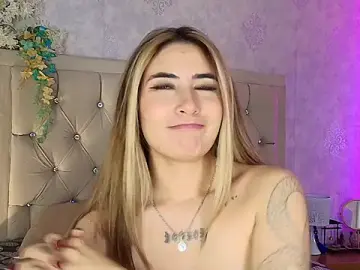 Stripchat Adult Webcams of nini_love01