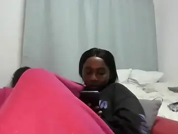 Stripchat Live Sex Cam of Sexxybella27