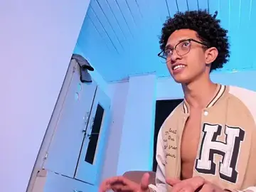 Stripchat Live Porn of Cj_davis_