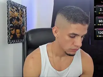 Stripchat Nude Webcam of jhonnysnow17