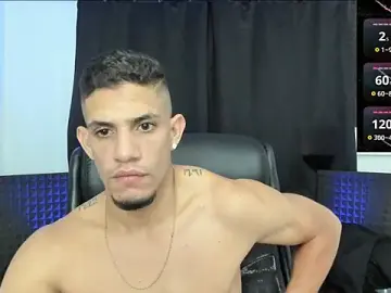 Stripchat Free Porn Cam of jhonnysnow17