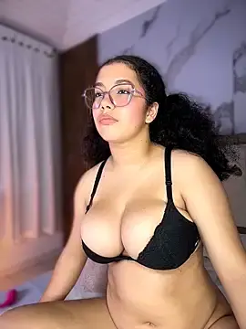 Stripchat Private Sex Chat of LunaRosse_