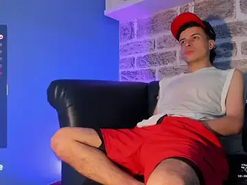 Stripchat Watch Live Sex Cams of kevinn_bluee