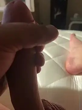Stripchat Live Sex Cam of Holdmom