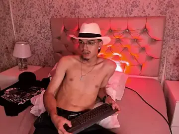 Stripchat Live Porn of TysonRiggs