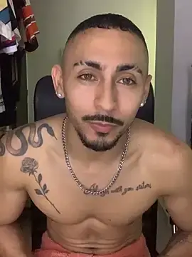 Stripchat Live Porn of NicolasChest_xxx