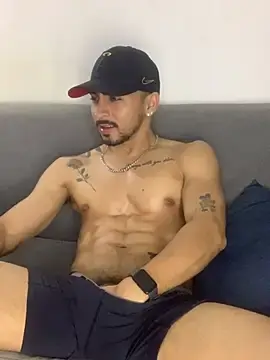 Stripchat Live Sex of NicolasChest_xxx