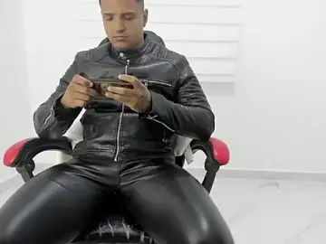 Stripchat Sex Chat of master_leather