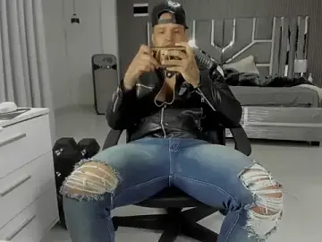 Stripchat Adult Video Chat of master_leather