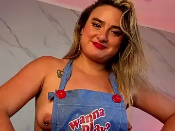Stripchat Live Sex of CandyQueenGold