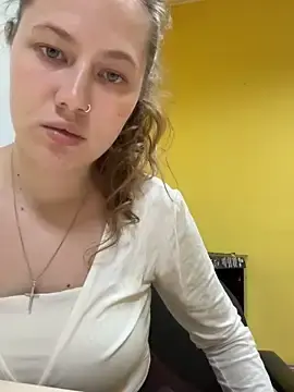 Stripchat Live Sex Cam of AsynaYuuki