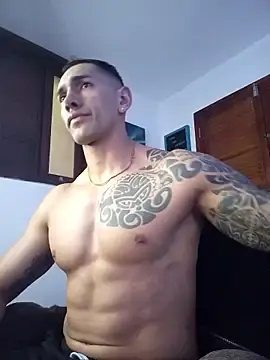 Stripchat Best Webcam of Joylopez_fit