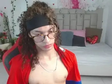 Stripchat Sex Cam of Axel_fox77