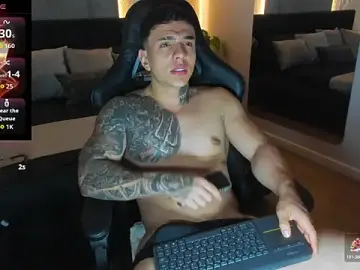 Stripchat Free Live Porn of SalvatoreDmore