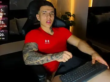 Stripchat Free Live Porn of SalvatoreDmore