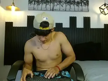 Stripchat Free Porn Cam of ren_storm