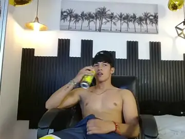 Stripchat Sex Chat of ren_storm