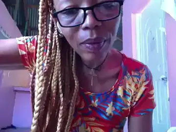 Stripchat Free Porn Cam of Ladyzee25