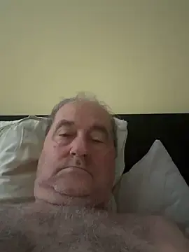 Stripchat Live Sex Cam of csikar