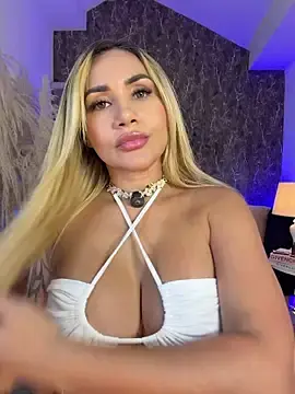 Stripchat Adult Webcam of Celestemilan