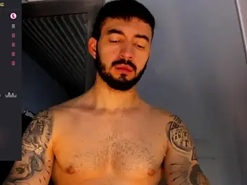 Stripchat Live Sex Cam of MarkWalker__