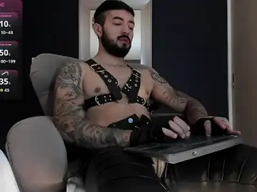 Stripchat Adult Webcam of MarkWalker__