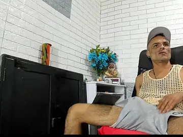 Stripchat Adult Webcam of GeorgeZarrate