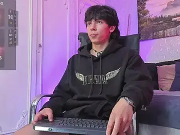 Stripchat Best live sex cam show of Tyler_durten