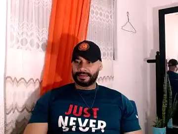 Stripchat Best Webcam of musclehetero