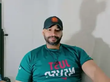 Stripchat Sex Cam of musclehetero