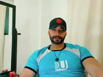 Stripchat Live Sex Cam of musclehetero