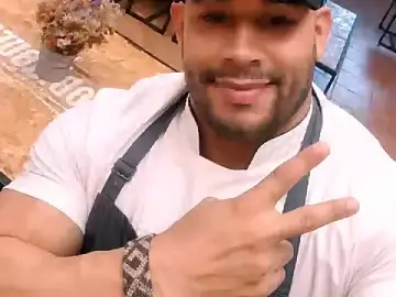Stripchat Free Porn Cam of musclehetero